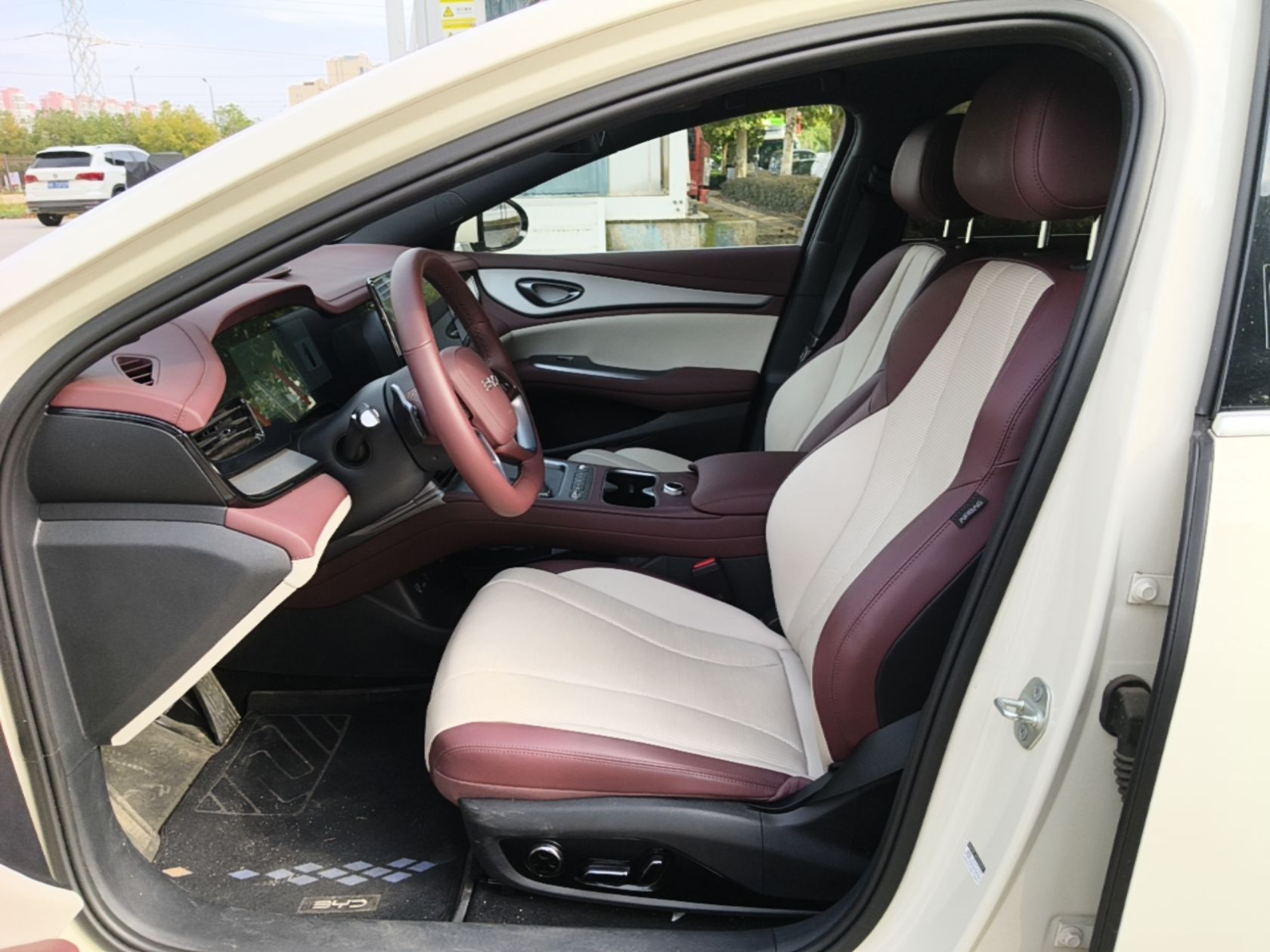 BYD Seal 07 DM-i 2026 DM-i 1.5T 230km Flagship Edition — снимка 17