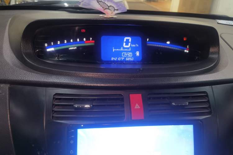 Used FORTHING Joyear SUV 2012 1.6L Luxury Model
