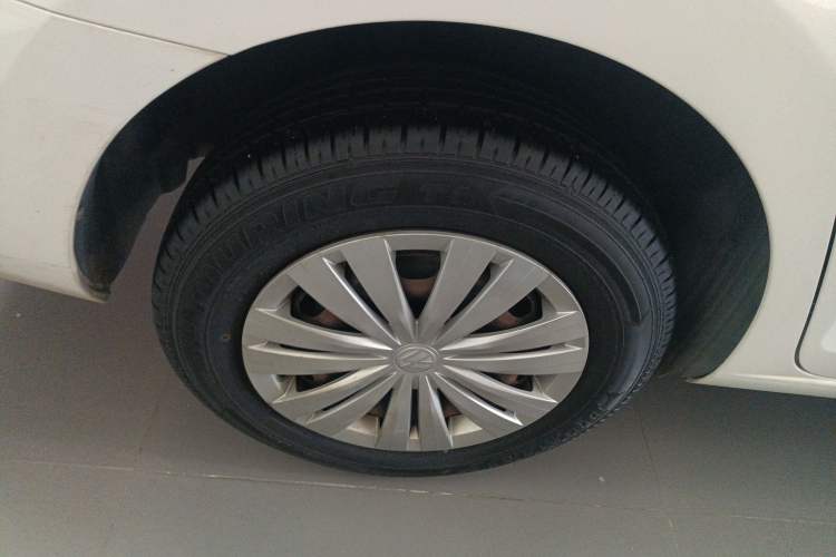 Used Volkswagen Santana 2016 1.6L Manual Fashion Edition
