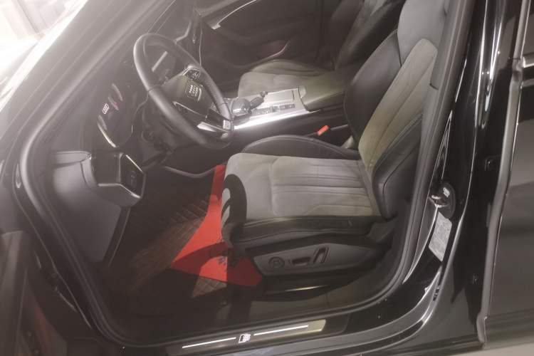 Used Audi A6L 2021 40 TFSI Luxury Dynamic Edition Left Front Seat