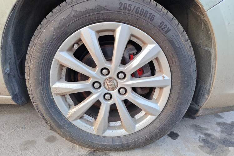 Used Buick GT 2013 GT 1.6L Automatic Fashion Edition
