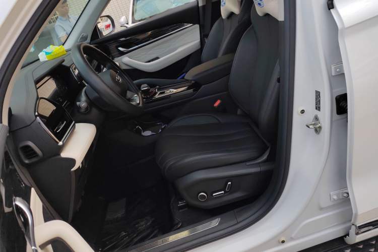 Used Geely Auto Monjaro L 2023 2.0TD High-Power Automatic Two-Wheel Drive Flagship Version