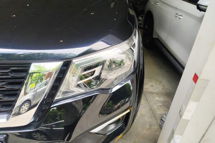 Used Nissan Terra 2020 2.5L XL Upper Automatic Two-Wheel Drive Luxury Edition Left Front Headlight