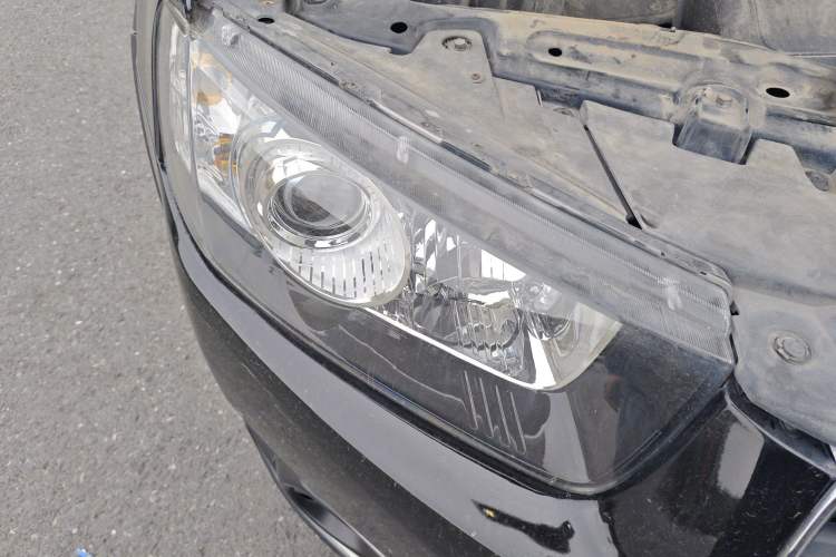 Used Chevrolet Captiva 2015 2.4L 4x4 Flagship Edition 7-Seater