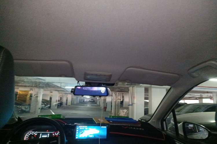 Used Wuling Jiachen 2022 1.5T CVT Smart Luxury Version
