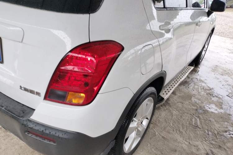 Used Chevrolet Trax 2014 1.4T Manual Two-Wheel Drive Comfort Model Exterior 1