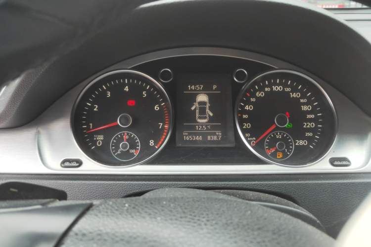 Used Volkswagen FAW-Volkswagen CC 2013 1.8TSI Prestige Model Instrument Cluster