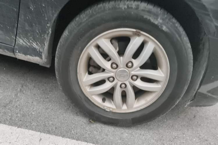 Used Hyundai Celesta 2011 1.6L Manual Luxury Model
