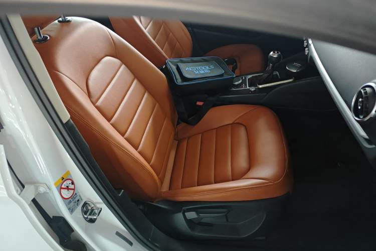 Used Audi A3 2016 Limousine 35 TFSI Prestige Edition Right Front Seat