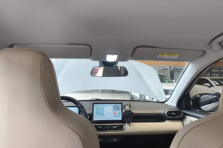 Used Wuling Bingo PLUS 2024 330 km Range Five-Seater Version Headliner