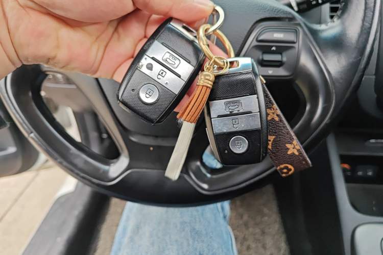 Used Kia K3 2013 1.6L Automatic GLS
