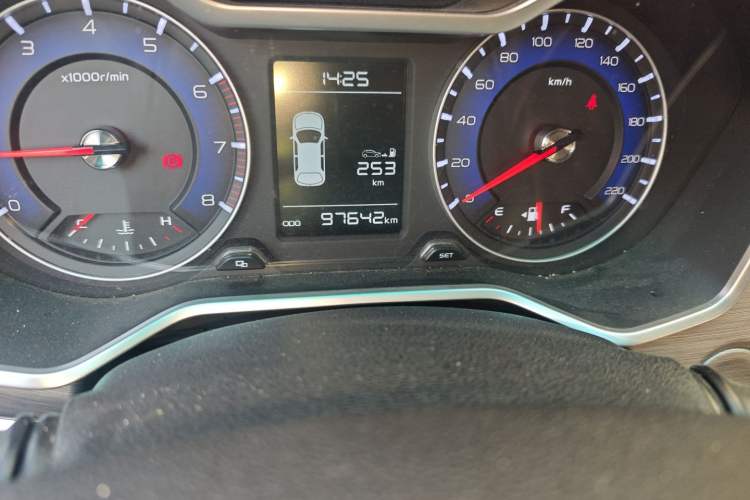 Used Geely Auto Vision X3 2017 1.5L Manual Luxury Model
