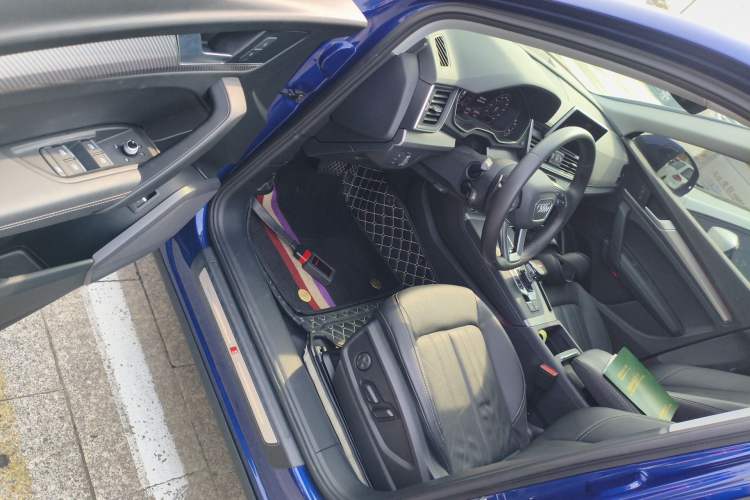 Used Audi Q5L 2020 45 TFSI Prestige Fashion Model Driver Seat