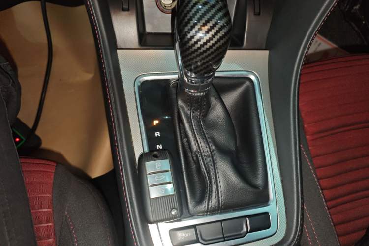 Used MG 6 2019 20T Automatic Starlight Edition Gear Lever