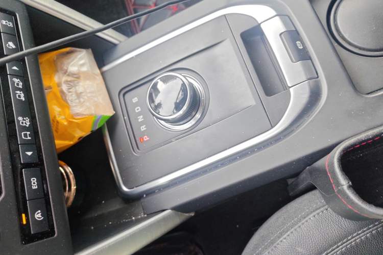 Used Land Rover Discovery Sport 2017 2.0T SE
