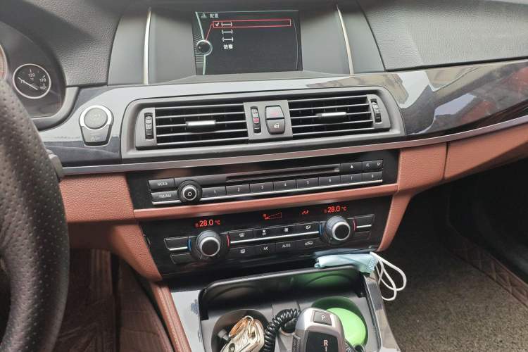 Used BMW 5 Series 2014 520Li Elegant Model