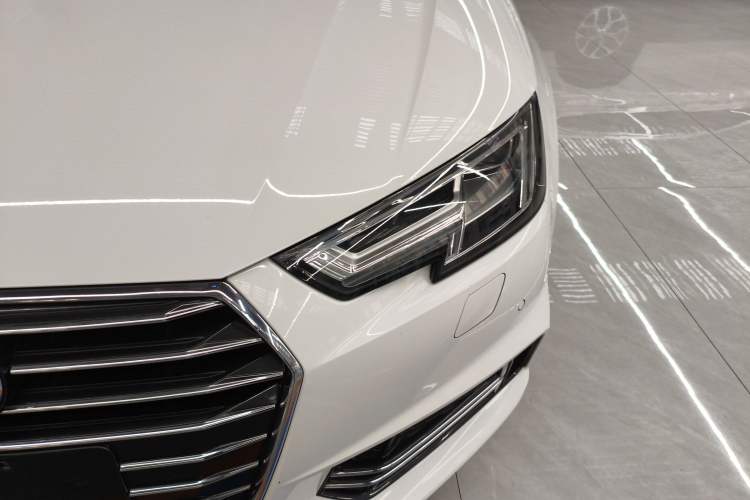 Used Audi A4L 2019 40 TFSI Ambition Version China V Left Front Headlight