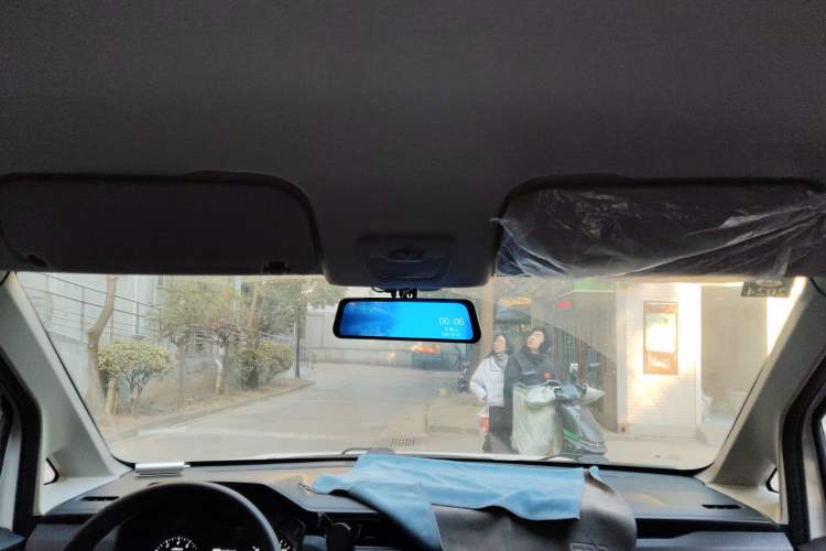 Used Wuling Hongguang PLUS 2019 1.5T Manual Standard Edition 5 Seats