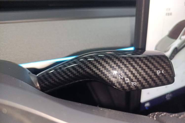 Used Tesla Model Y 2024 Long-Range All-Wheel-Drive Version Gear Lever