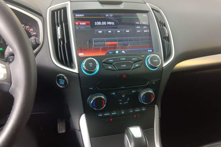 Used Ford Edge 2018 Facelifted EcoBoost 245 Two-Wheel-Drive Platinum Edition 5 Seats China V Emission Standard Audio And AC Panel