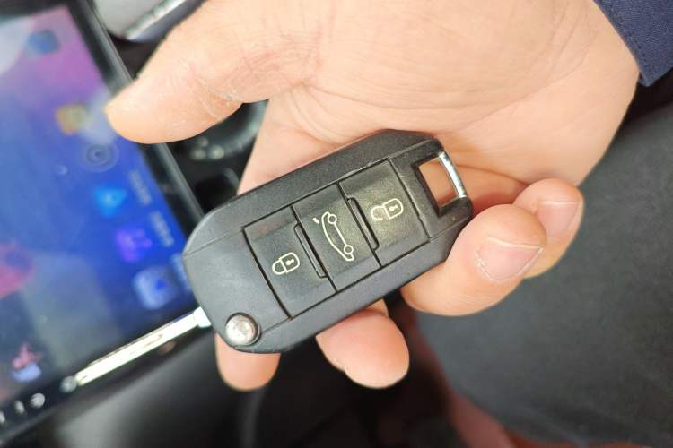 Used Peugeot 3008 2013 1.6THP Automatic Trend Edition
