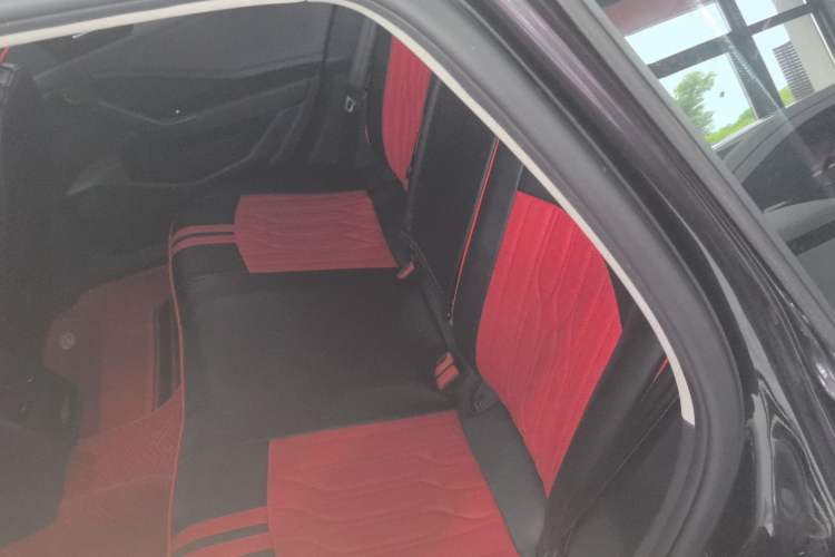 Used Volkswagen Sagitar 2021 280TSI DSG Excellence Edition Left Rear Seat