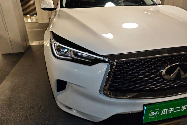 Used Infiniti QX50 2018 2.0T Four-Wheel Drive Smart Edition Right Front Headlight