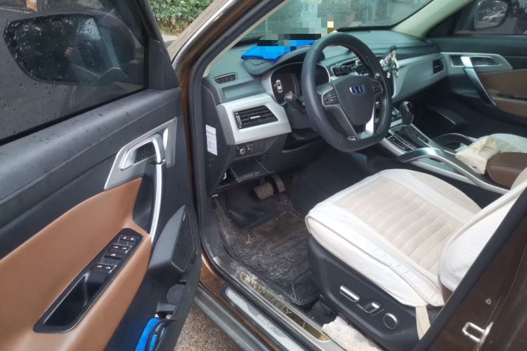 Used Geely Auto Emgrand X7 Sport 2016 1.8TD Automatic ZhiZun Version
