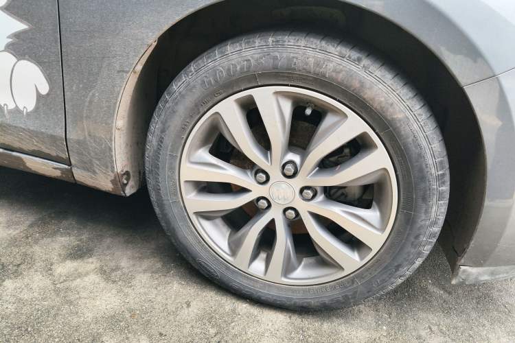 Used Buick GT 2019 18T Automatic Connected Elite Model China VI Standard
