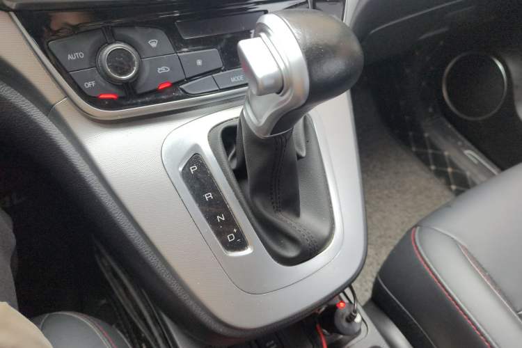 Used Haval M6 2019 1.5T DCT Two-Wheel Drive Value Edition China VI Standard
