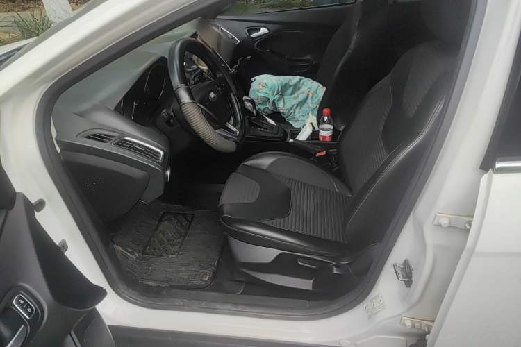 Used Ford Focus 2017 Sedan EcoBoost 180 Automatic Elite Model
