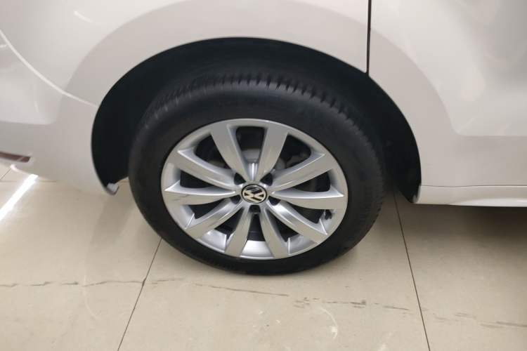 Used Volkswagen Sharan 2014 2.0 TSI Comfort Model