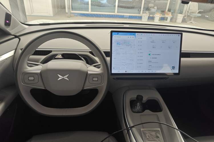 Used XPeng MONA M03 2025 600 with Ultra-Long Range Max Gear Lever