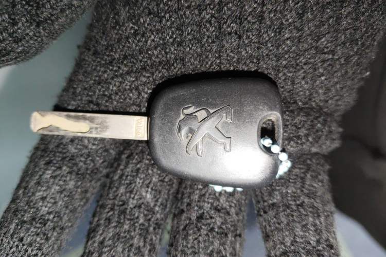 Used Peugeot 408 2013 1.6L Automatic Comfort Edition Vehicle Key