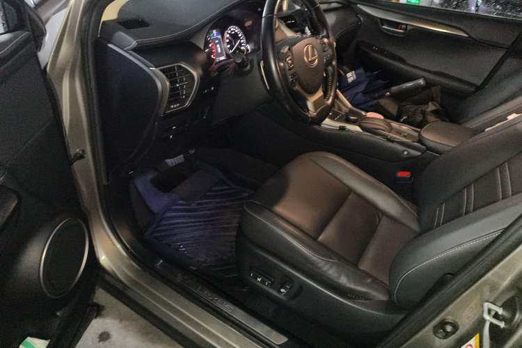 Used Lexus NX 2015 200T All-Wheel-Drive Fēngshàng Edition
