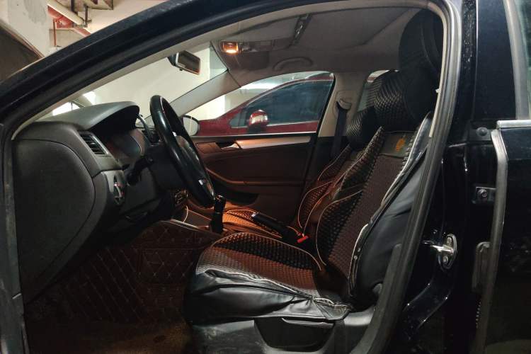 Used Volkswagen Sagitar 2014 1.4TSI Manual Luxury Model
