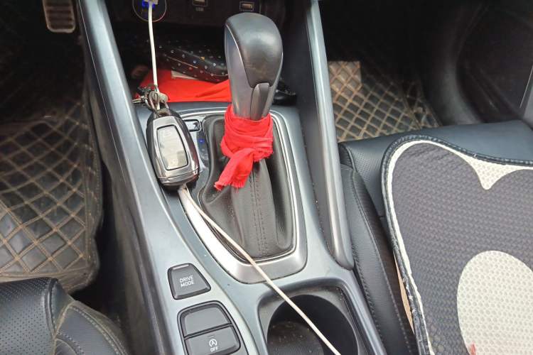 Used Hyundai Lafesta 2019 280TGDi Smart Speed Version China VI Standard Gear Lever