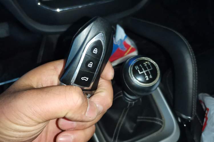 Used Zotye SR7 2016 1.5T Manual Cube Road Edition China V Standard