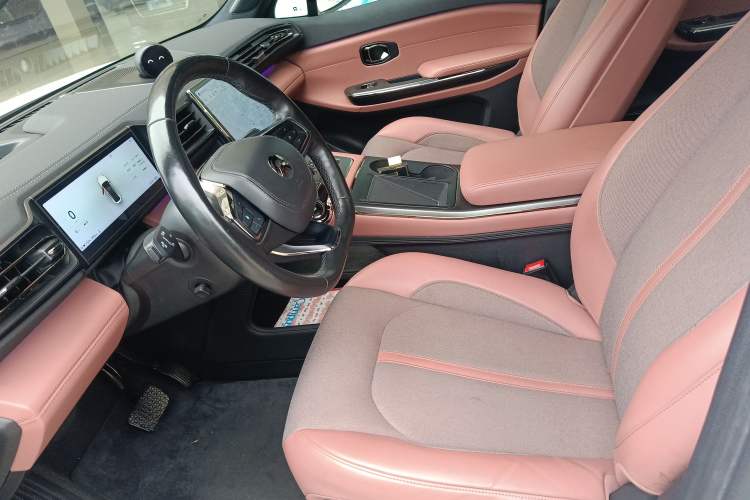 Used Nio EC6 2022 75 kWh Signature Edition Left Front Seat