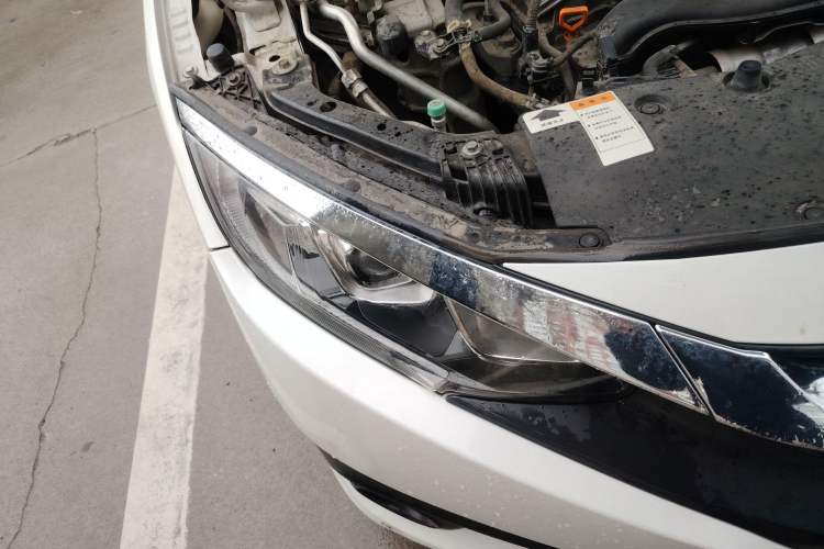 Used Honda Civic 2016 220TURBO CVT Luxury Edition Right Front Headlight