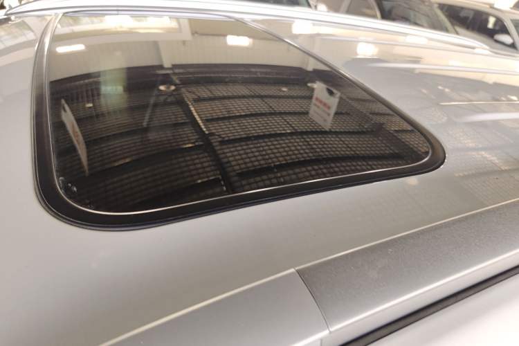 Used CHANGAN CS75 2016 2.0L Manual Luxury Version China IV Standard
