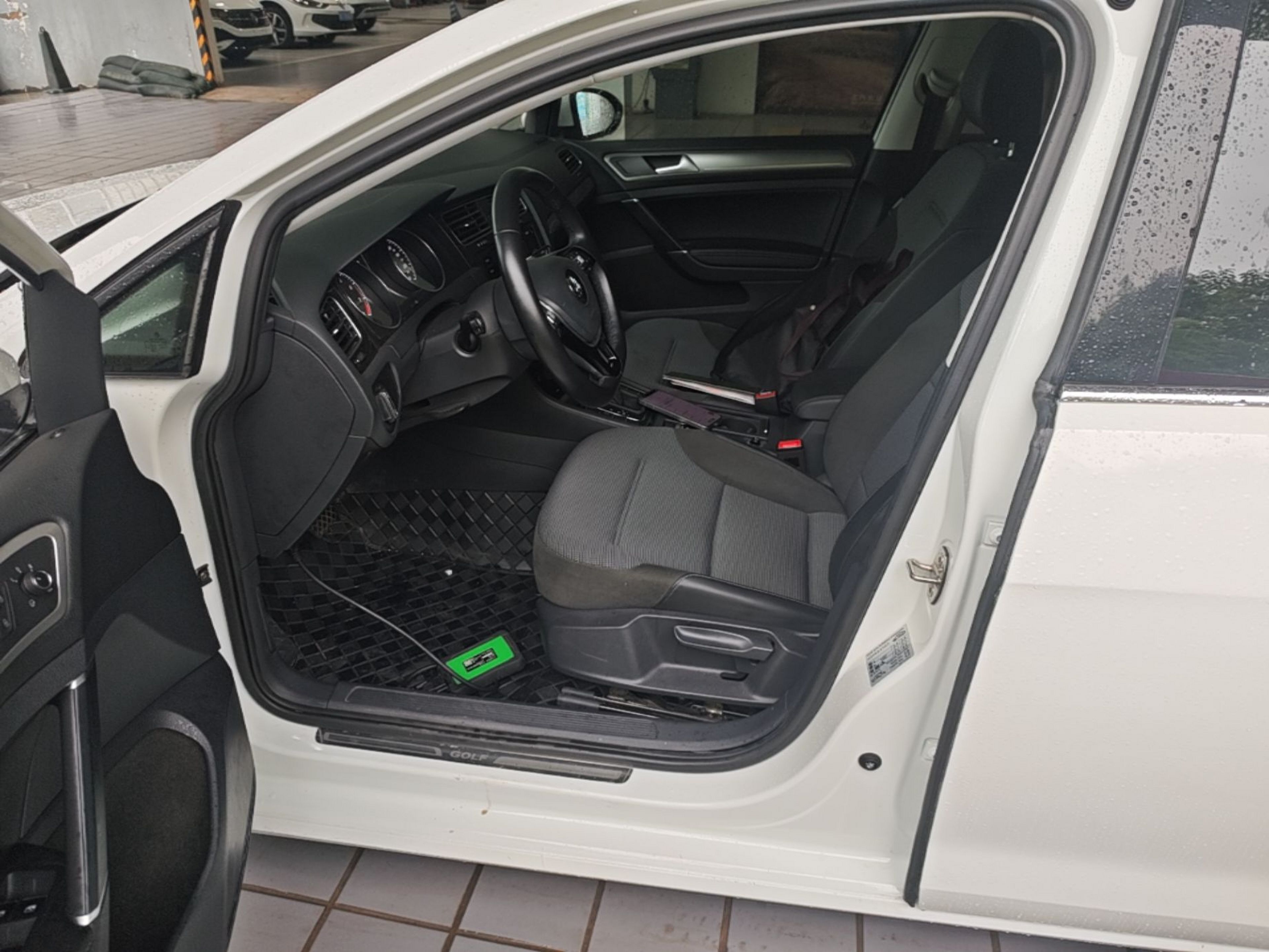 Avant de la voiture