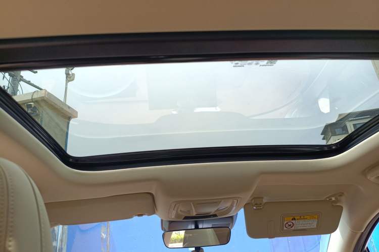 Used ORA Good Cat 2025 Model, 430 km Luxury Version Headliner