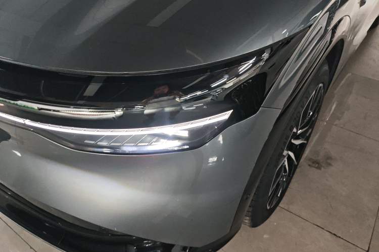 Used Zeekr 7X 2025 100 kWh Long-Range Rear-Wheel Drive with Intelligent Driving Features Left Front Headlight