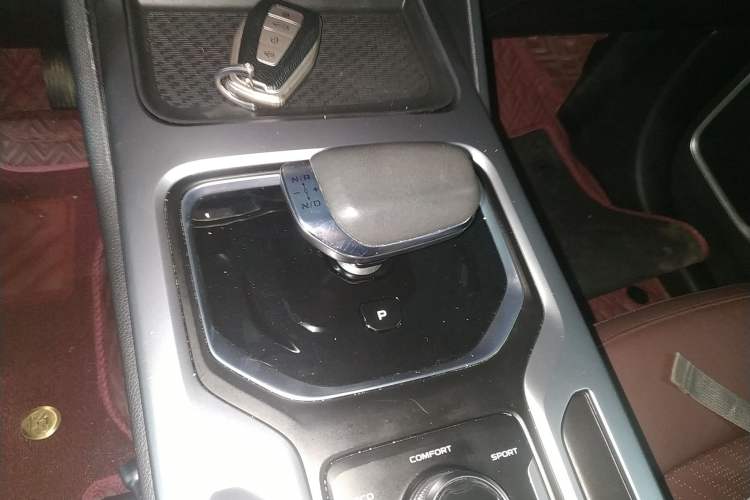 Used Geely Auto Haoyue 2022 1.8TD DCT Luxury 7-Seater
