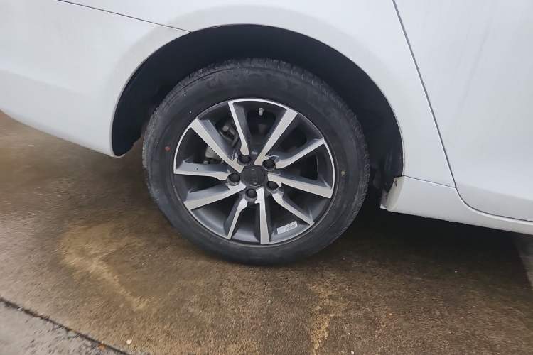 Used Geely Auto Emgrand 2020 1.5L CVT Upward Version
