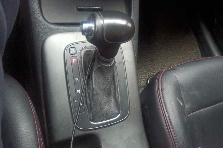 Used Kia K3 2015 1.6L Automatic GLS
