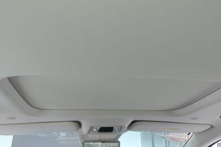 Used Denza D9 2025 DM-i Intelligent Drive 1020 Four-Wheel Drive Flagship Model