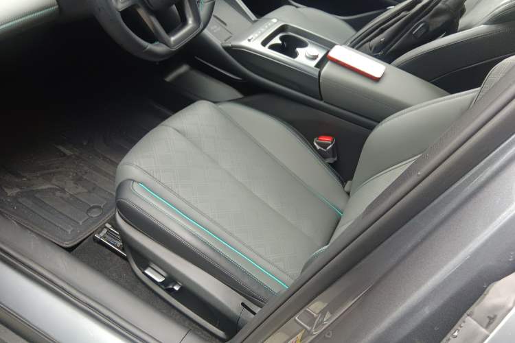 Used BYD Qin L 2025 EV 545KM Cloud Suspension Edition
