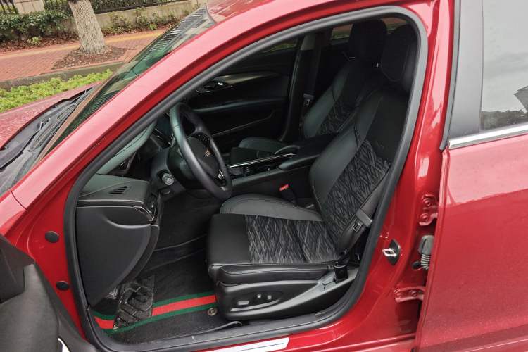 Used Cadillac ATS-L 2017 28T Tech Edition Left Front Seat